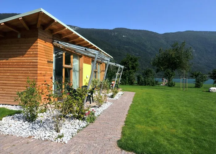 Bungalows Chalets Lago Di Molveno